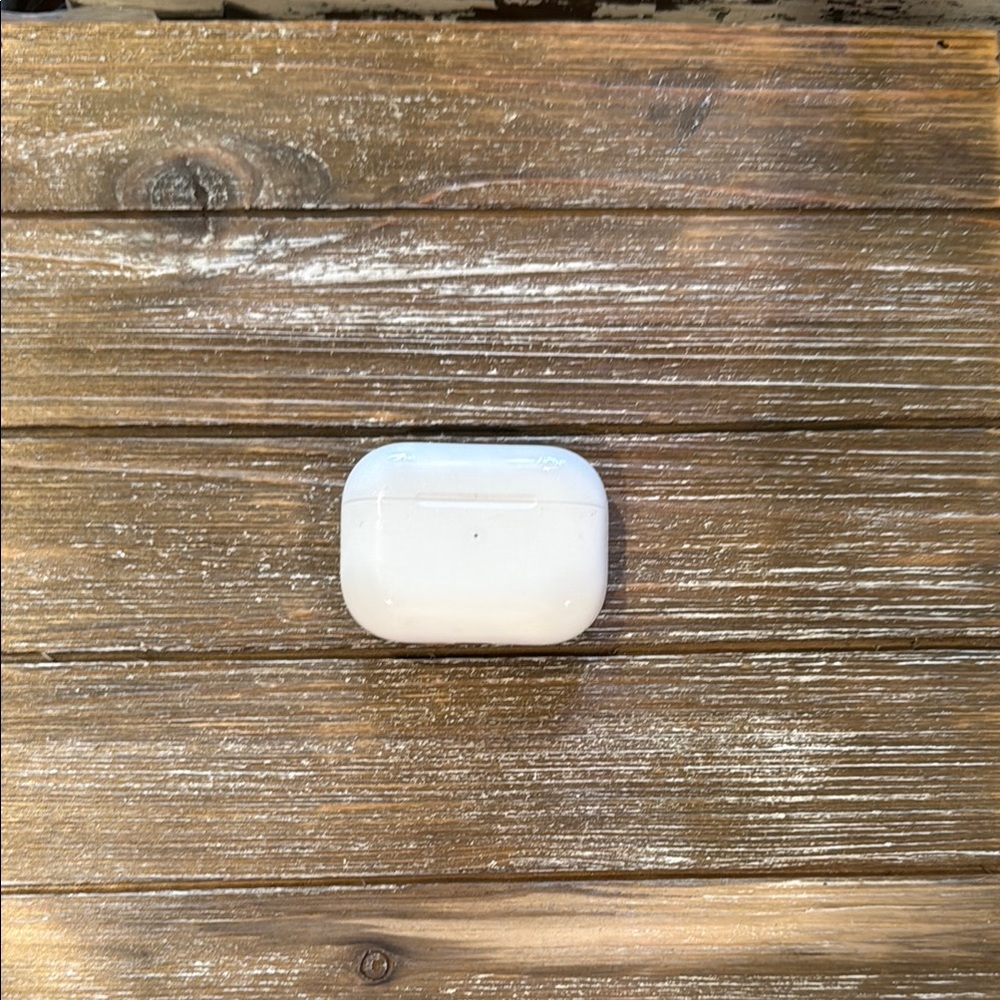 AirPods Pro gen 1 wireless charging